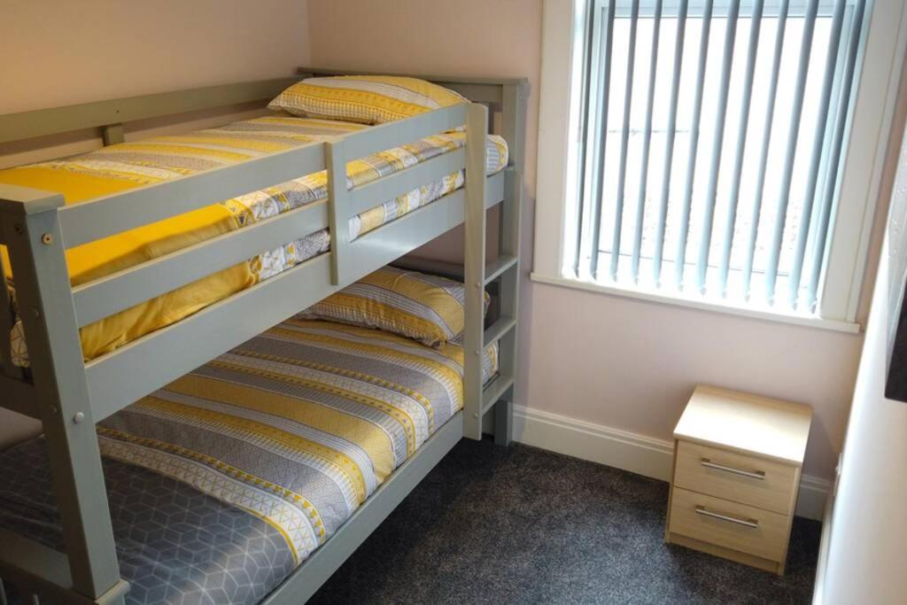Holiday home Westcliffe House